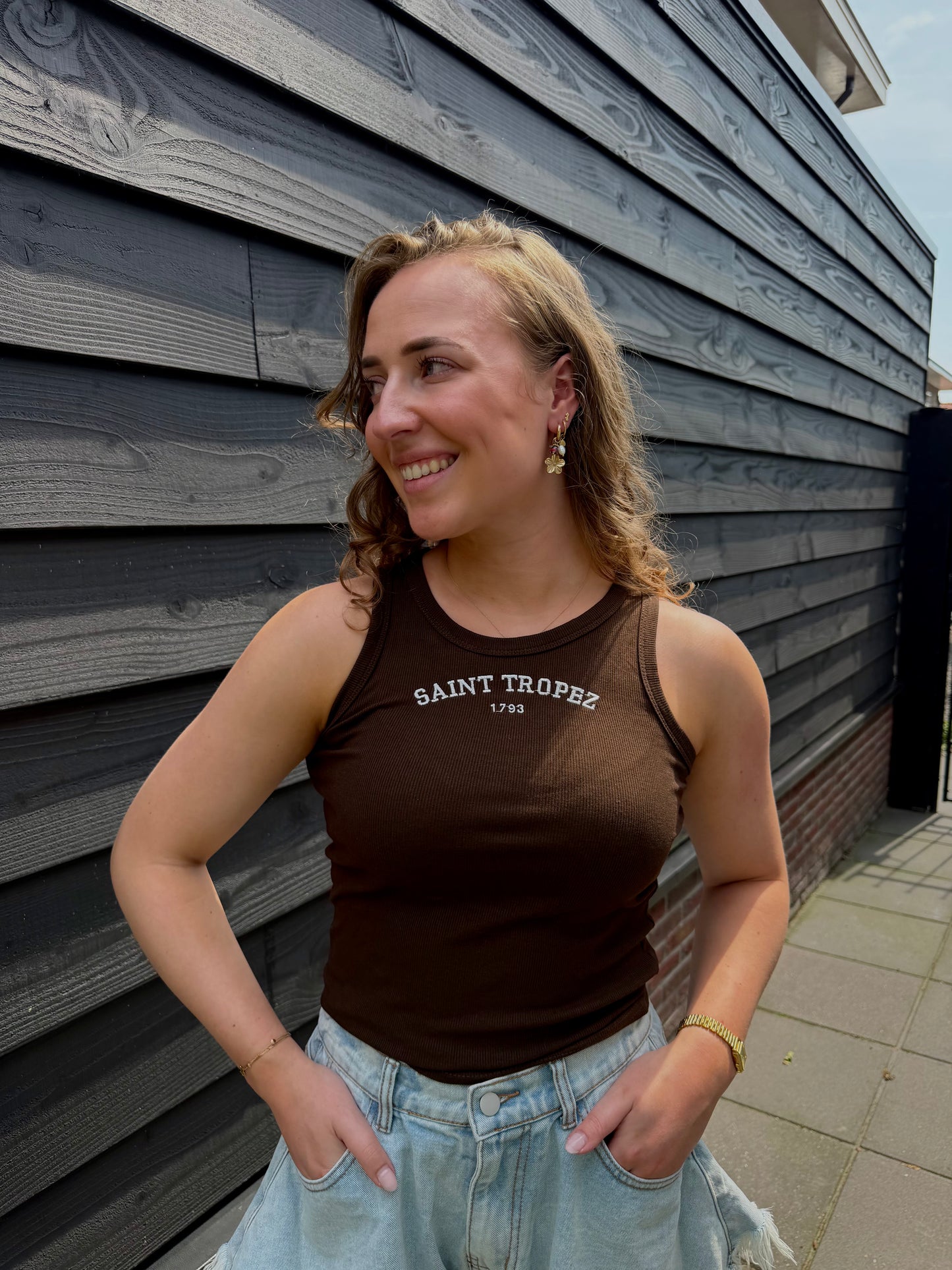 Lizzy Top